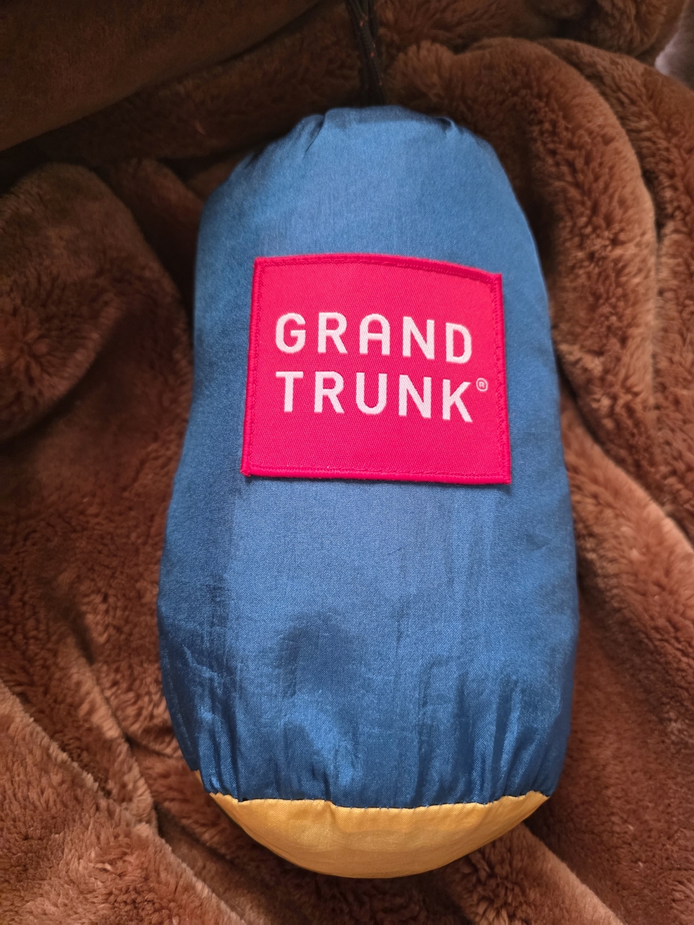 Blue & Yellow Travel Sandless Blanket